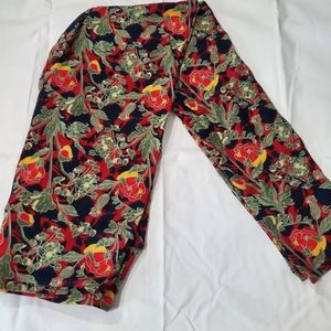 NWT One Size Leggings